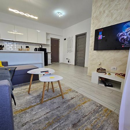 Apartament Dem Radulescu Langa Strand Râmnicu Vâlcea Kültér fotó