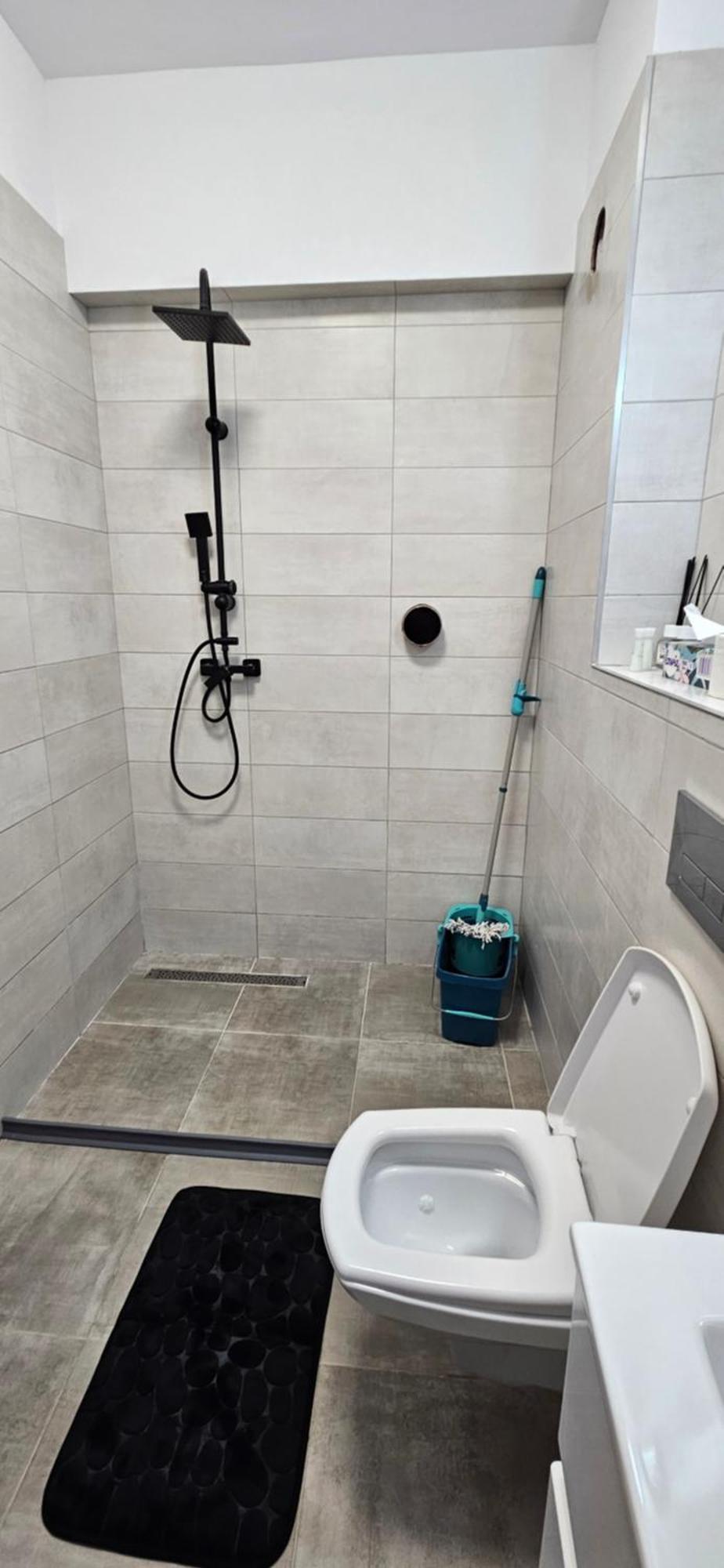 Apartament Dem Radulescu Langa Strand Râmnicu Vâlcea Kültér fotó